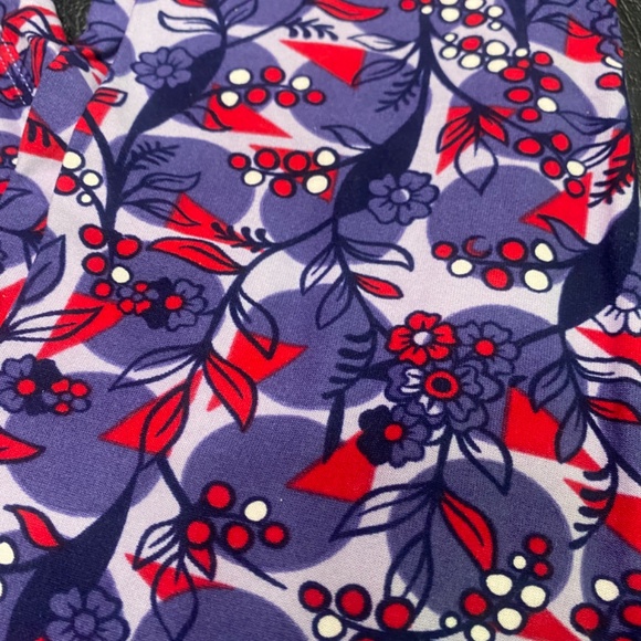 LulaRoe TC Leggings - Picture 2 of 4